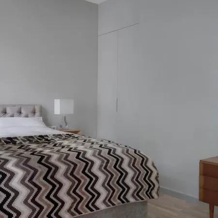 Deco By Oneapartments Apartmán