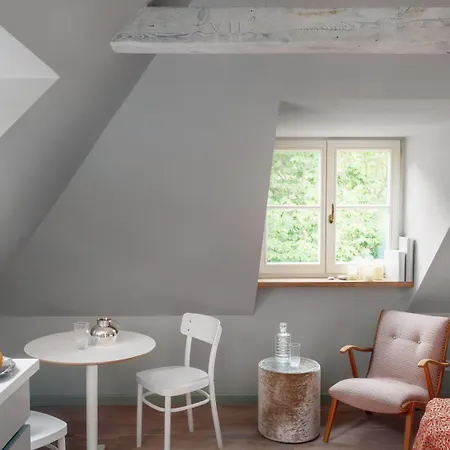 Deco By Oneapartments