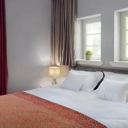 Deco By Oneapartments Apartmán
